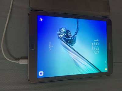 SAMSUNG TABLET