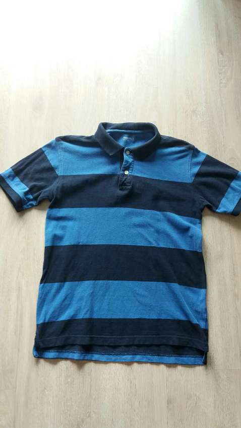 GAP POLO SHIRT-DARK BLUE STRIPES POLO SHIRT-MEN OR WOMEN