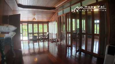 #3238   Beautiful Traditional Thai House in gated community