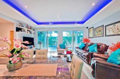 3 Beds Pool Villa For Sale @ 11,99 Million Baht Only! 