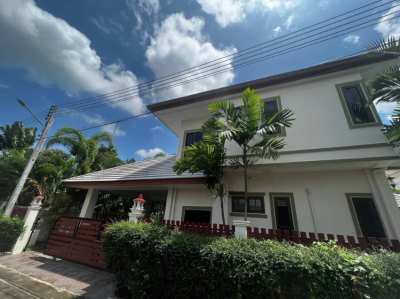 Freshly renovated 4 Bed House For Sale in Baan Dusit Pattaya View 4 