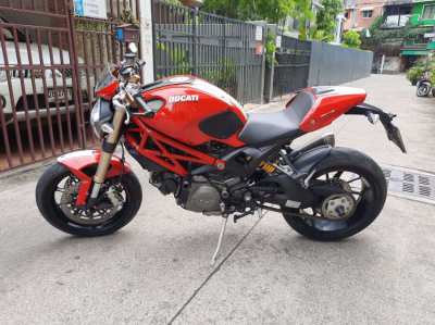 Ducati Monster 1100 EVO