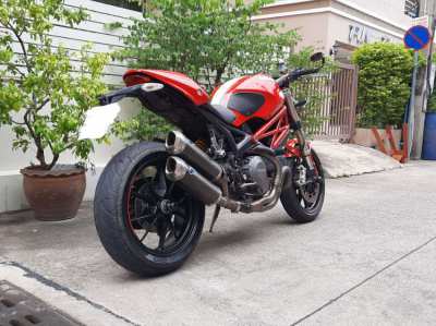 Ducati Monster 1100 EVO