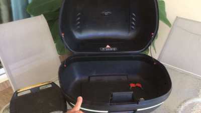 Givi Top Box 45 L with its platinum