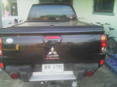 Mitsubishi Triton Manual 2 Door 4 seater 2.4L Turbo