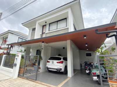 3 Bedroom House For Sale in Uraiwan Grand Villa. 