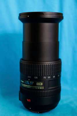 Nikon 18-200mm f3.5-5.6 G ED VR DX SWM IF M/A Lens 27-300mm eq.
