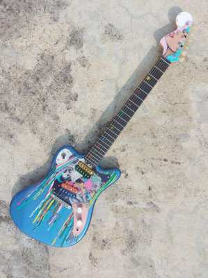 Custom Made guitar with custom made splitable humbuckers