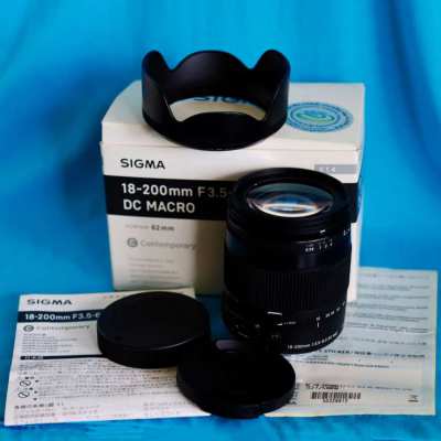Sigma 18-200mm f3.5-6.3 for Canon cameras DC Macro Ultra-Compact Lens