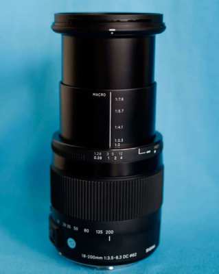 Sigma 18-200mm f3.5-6.3 for Canon cameras DC Macro Ultra-Compact Lens