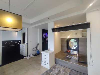 Affordable 1 Bedroom For Sale in Majestic Jomtien