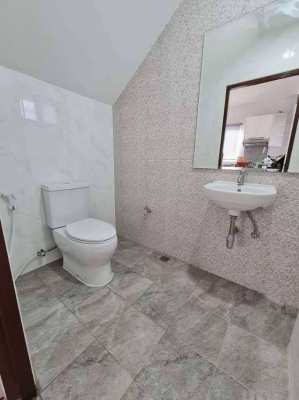 2 bed/bathroom detached townhouse for sale or rent