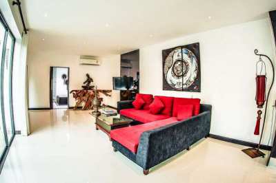 Luxury One Bedroom Pool Villa Layan