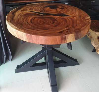 Solid acacia log dining table with black pearl river ponds unique and 