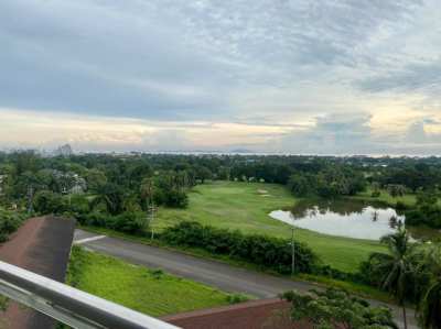 คอนโดขนาดใหญ่ 2 ห้องนอน ติด Crystal Bay Golf Club