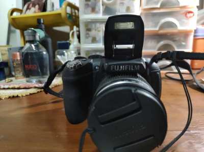 Fuji camera HS10 hardly used 