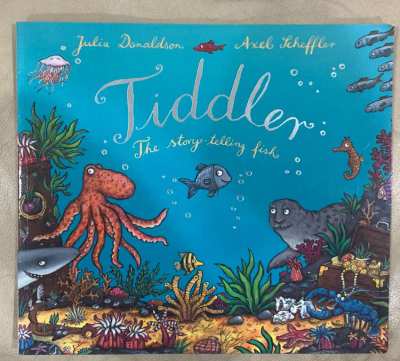 CHILDRENS BOOK - Tiddler by Julia Donaldson