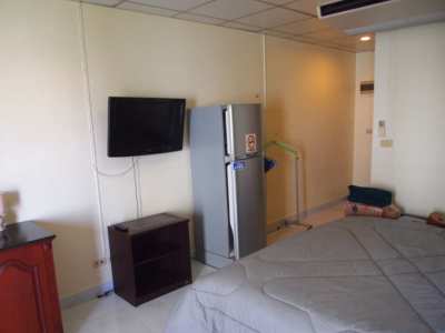 Jomtien Beach Condominium (Rimhad) For Sale! 925K 