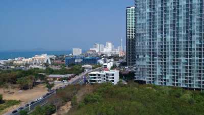 Jomtien Beach Condominium (Rimhad) For Sale! 925K 