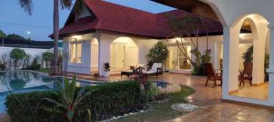 4 Bed & 4 Bath Pool Villa For Sale THB 12,000,000