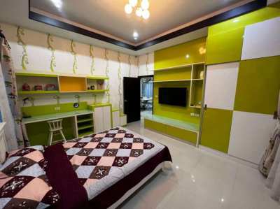 Beautiful fully furnished house in BaanDusit Pattaya View village 