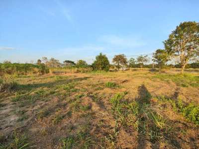 Hot! Square Shaped 1-0-0 Rai Plot on Main Road Near Black Mountain!