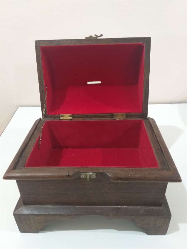 Wood box RARE