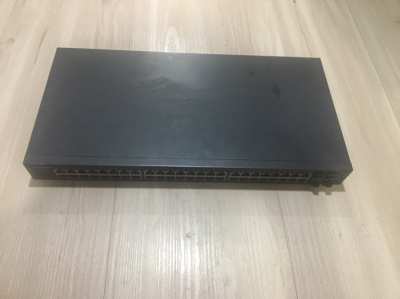 L2 Gigabit Switching Hub TPLINK  48 Port + 4 Port Gigabit sec hand