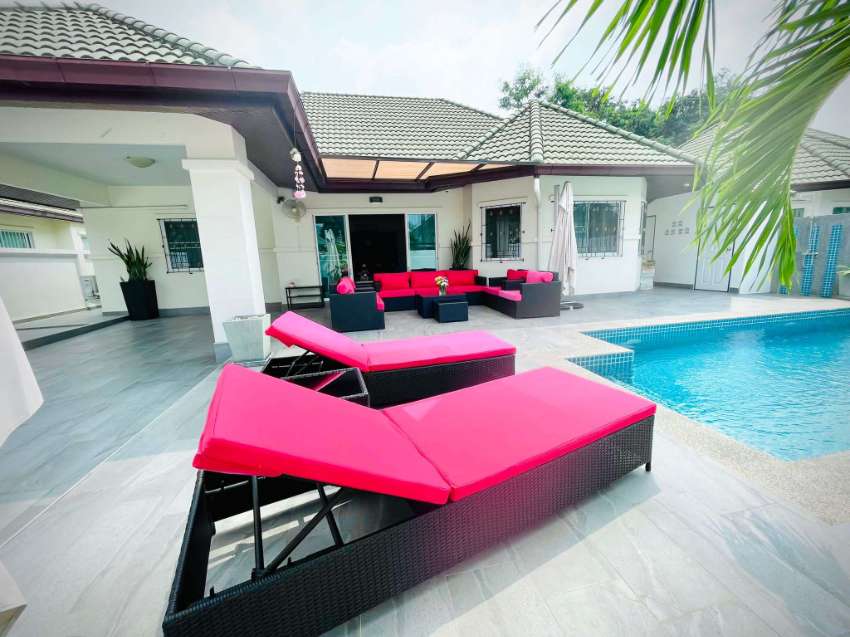 Wonderful modern 3 bedroom, 2 bathroom villa