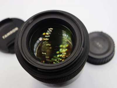 Tamron 85mm f/1.8 Di VC USD Portrait Lens for Nikon with Box