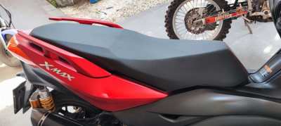 Yamaha X-Max seat (lower that original) 