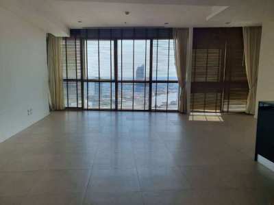 For Sale - The River condominium 2 br 119 sqm. High floor river view. 