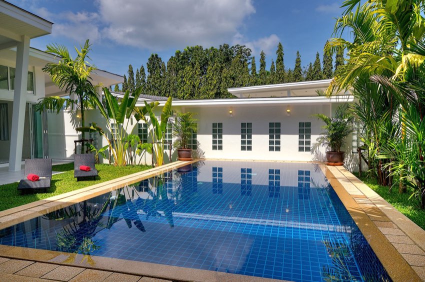 PRIVATE POOL VILLA