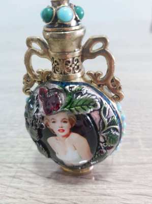 Beautiful large perfume bottle complete with stopper