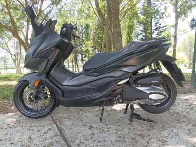 Honda Forza 350cc Black