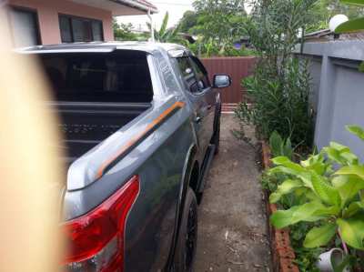 Mitsubishi Triton Athlete 2WD Automatic 2,4l  as good as new 20.000km