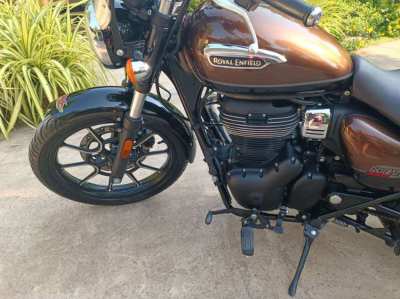 Royal Enfield Meteor Super Nova 350 as good as new