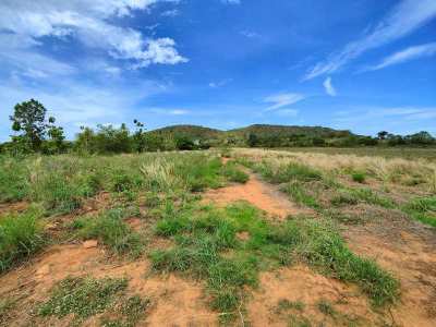 Wow! Lovely 5-0-0 Rai - Incredible Distant Mountain Views - Quiet Area