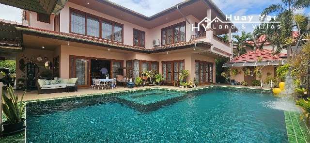 #3361  Spacious House with long distance views to the Pattaya Skyline