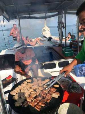 Sailing Catamaran private full daytrip koh Taen & koh Matsom