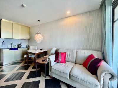 One Bedroom Espana  Condo Resort Jomtien For Sale