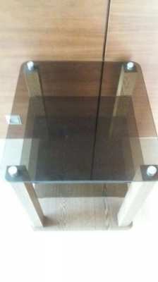 FINAL SALE! GLASS DISPLAY SIDE TABLE - LIVING ROOM END TABLE!