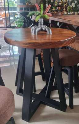 DISCOUNTED NEW INDUSTRIAL ACACIA HARDWOOD DINING SETTING
