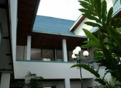 Pool Villa for sale North Pattaya near Wongamat beach. Naklua road 12.