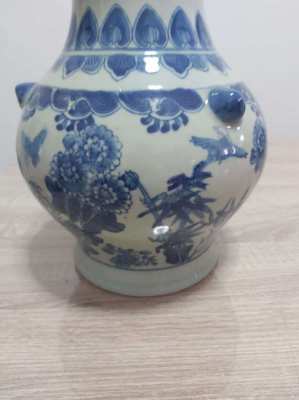 Stock clearance Lovely chinese blue and white vase mark to base 13