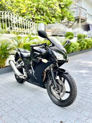 HONDA CBR300 ABS/ PRICE: 72,000 Baht