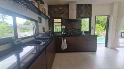 2-Storey House for Sale in Na Jomtien area