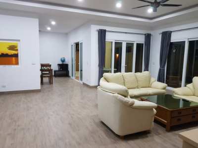 POOL HOUSE for SALE at HUAY YAI 8,5 M bath