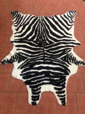 Beautiful Carpet artificial wool, zebra style  ..REDUCET