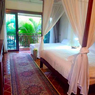 Hotel for sale Chiang Rai next to Mekong river 